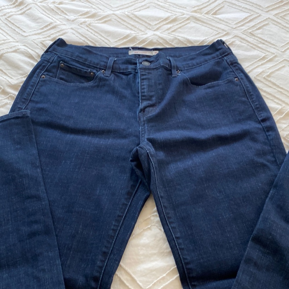 Levi’s 505 straight jeans 🌿